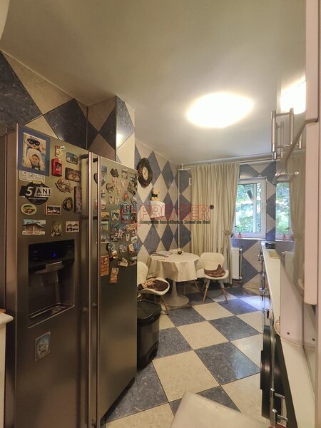 Berceni, Aparatorii Patrei, 4 camere mobilat.